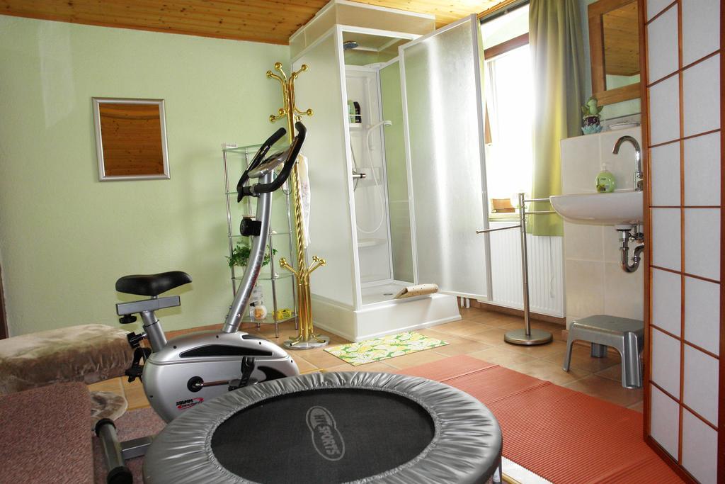 Ferienwohnung Bimmelbahn-Blick Neudorf  Quarto foto