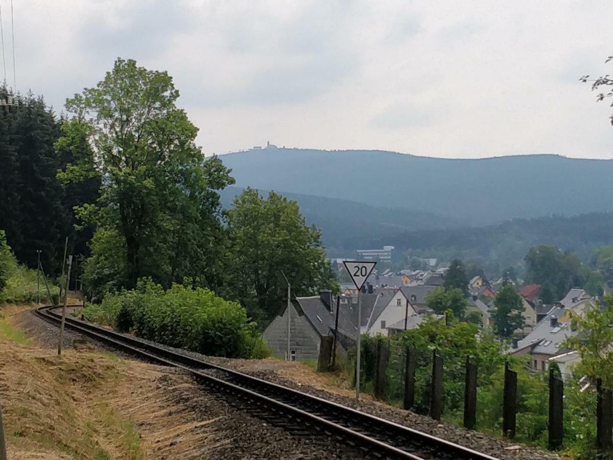 Ferienwohnung Bimmelbahn-Blick Neudorf  Exterior foto